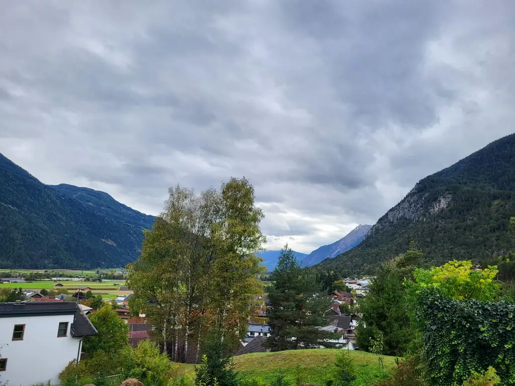 NEU! Moderne Maisonette mit Dachterrasse und Bergblick in Mötz