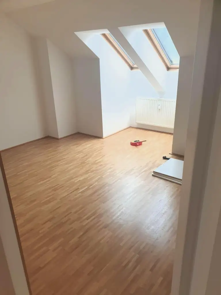 ENNS - Helle, großzügige 3-Zimmerwohnung mit zwei Balkonen und KFZ-Stellplatz!