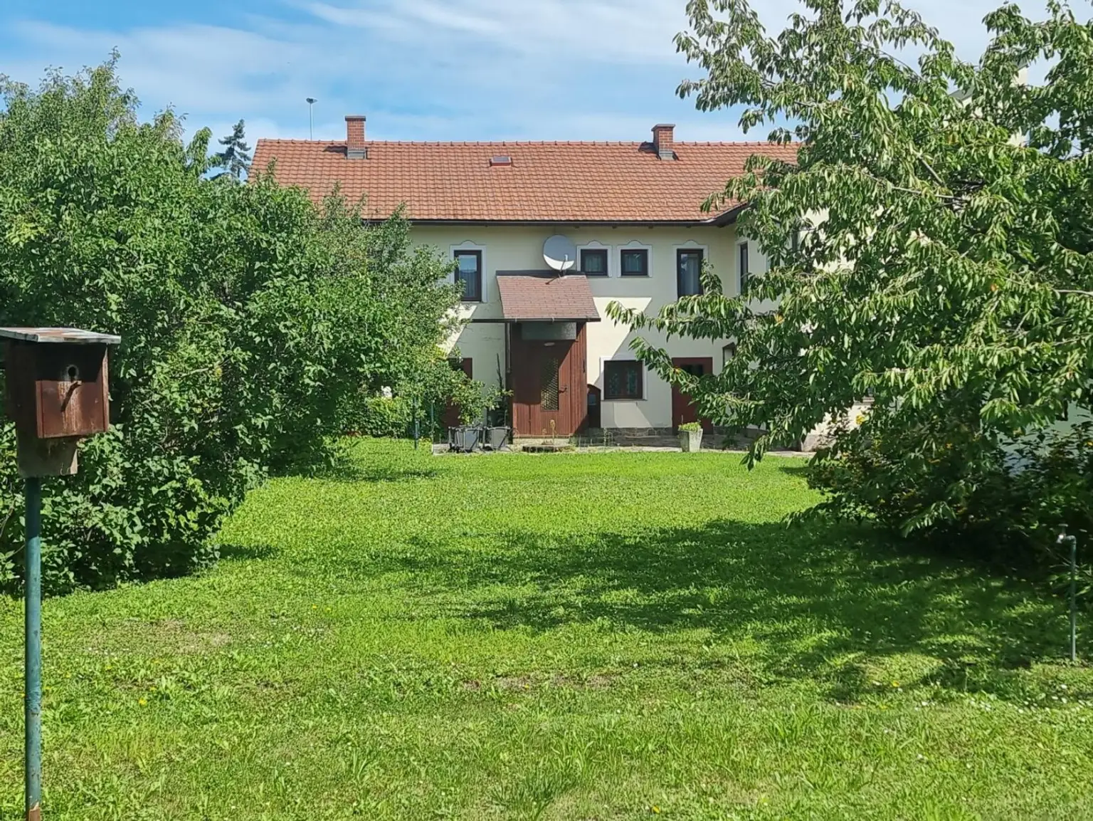"Universelles Grundstück in Zentrumszone"