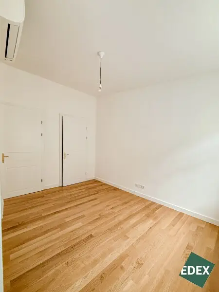 Hofseitiges Büro Nähe Pilgramgasse