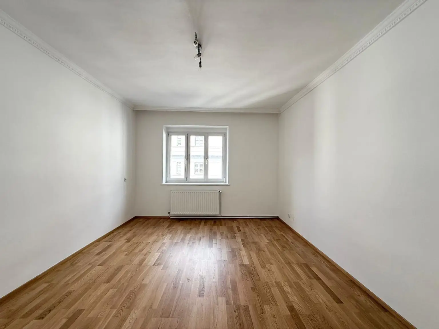 Erstbezug – Modern sanierte 2-Zimmer-Wohnung - Nähe U1