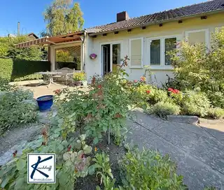 Terrasse und Garten