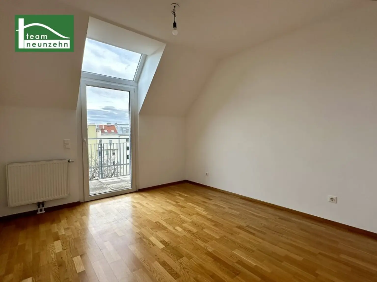 Attraktive 3-Zimmer-Dachgeschosswohnung mit Balkon in Ruhelage in 1190 Wien! - JETZT ZUSCHLAGEN
