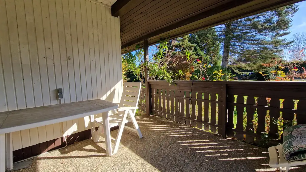 Rohdiamant - Ferienhaus mit großem Grundstück in beliebter Thermen & Golfregion