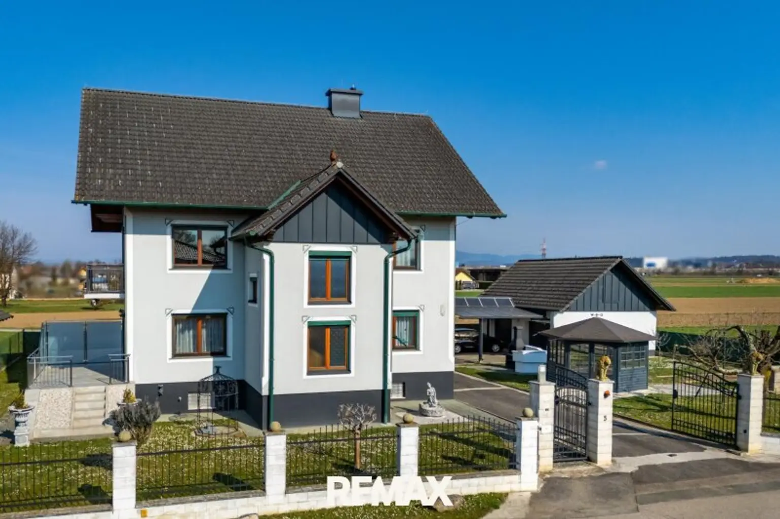 Luftbild Südansicht