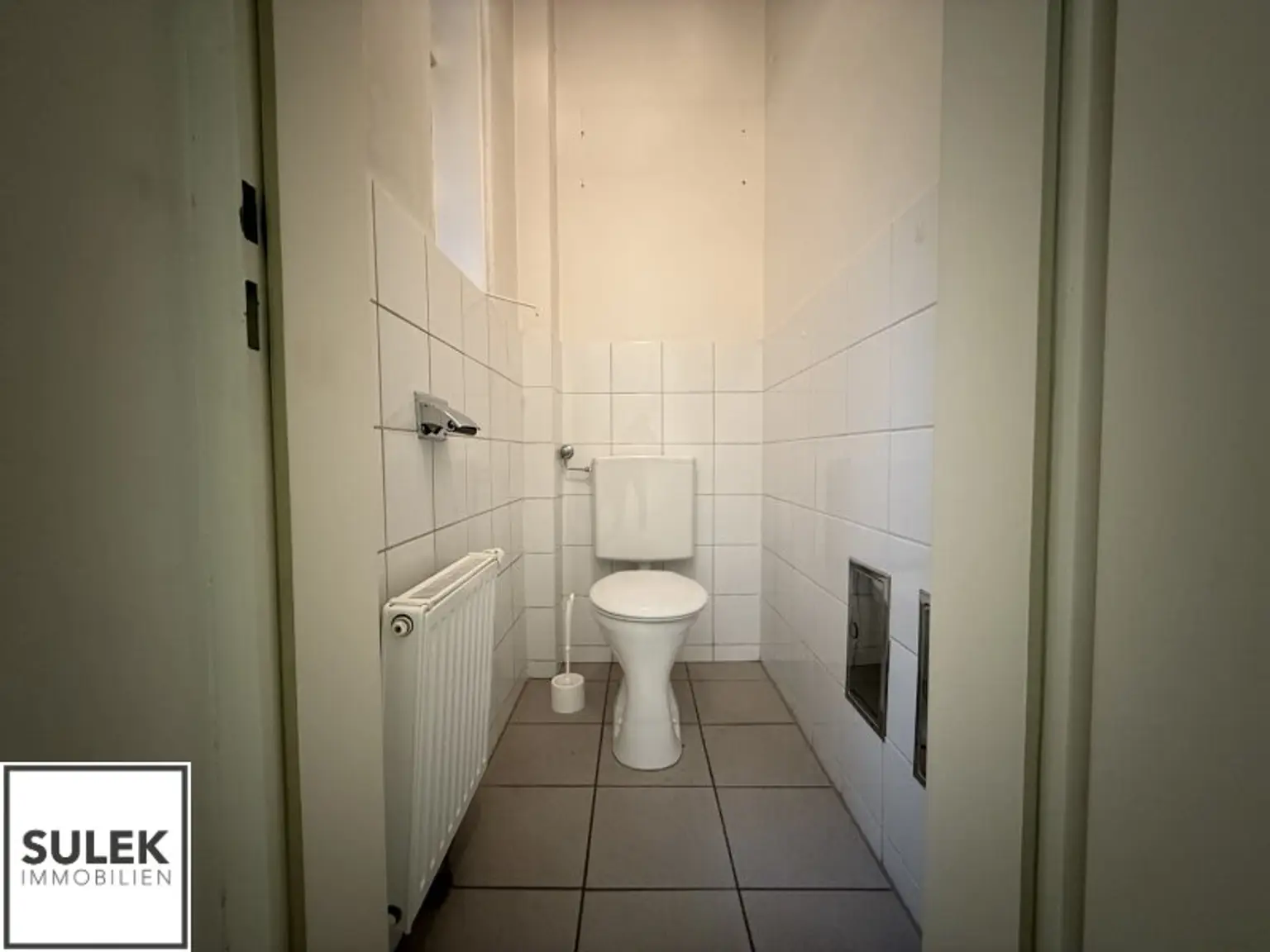 Geschäftslokal in der Döblinger Hauptstraße nahe Bahnhof Spittelau (U4+U6) zur unbefristeten Miete! **VIDEOTOUR**