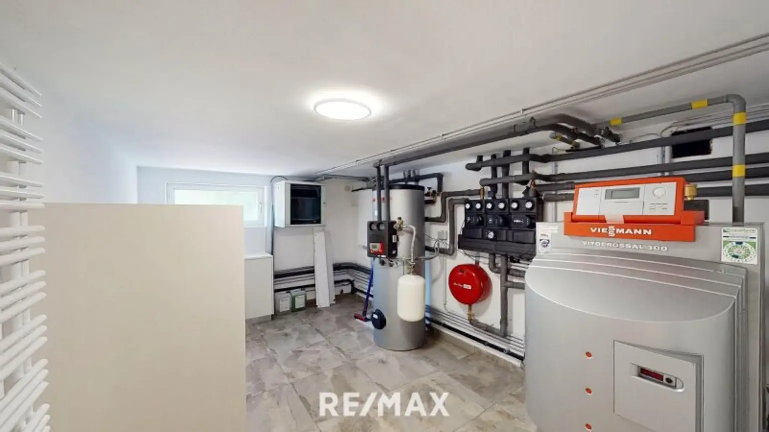 ETWAS GANZ BESONDERES Neuwertige Villa in Grün und Ruhelage mit gepflegtem Garten in privilegierter Lage Wien 1210