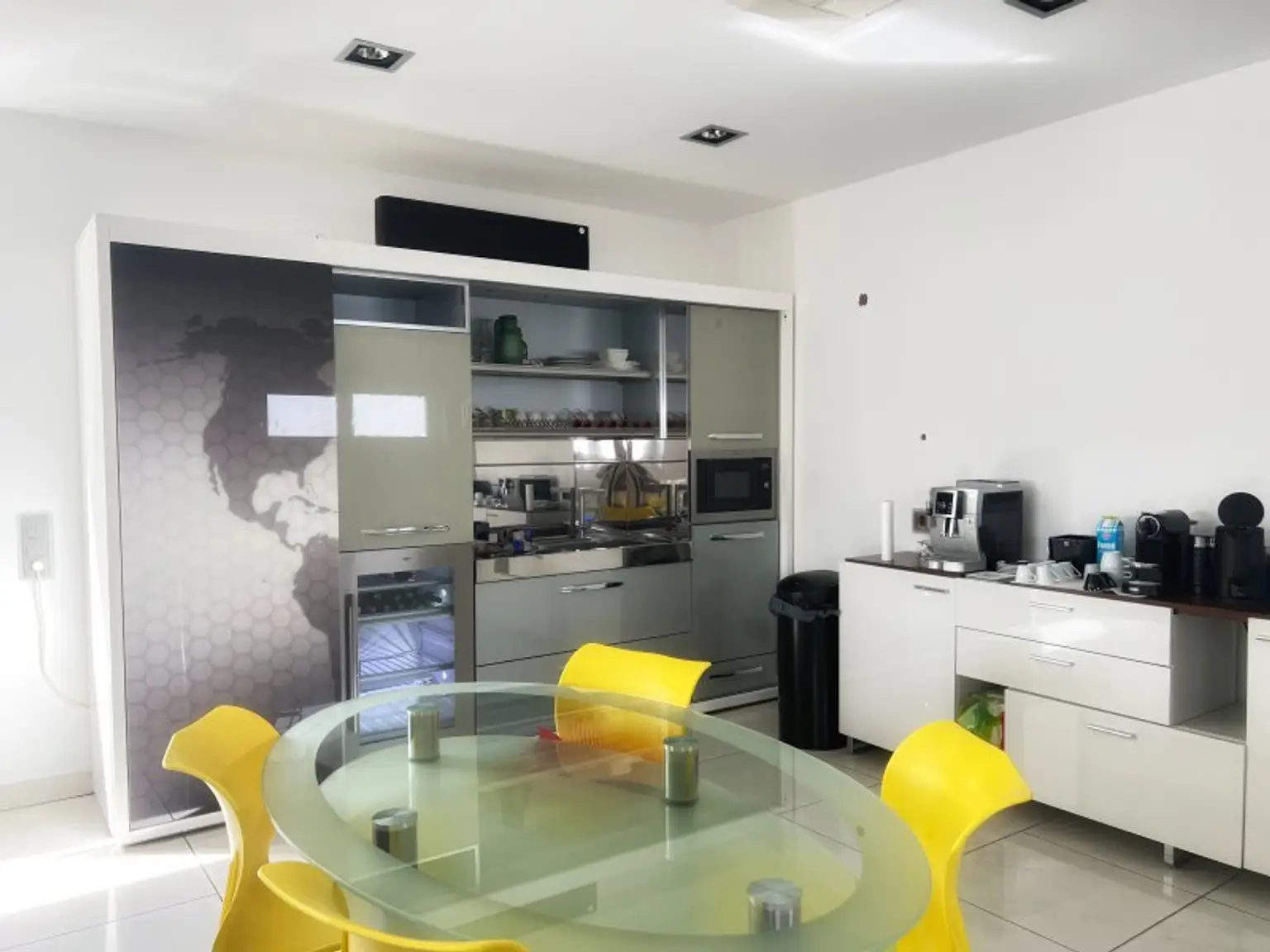 Küche Bürogebäude