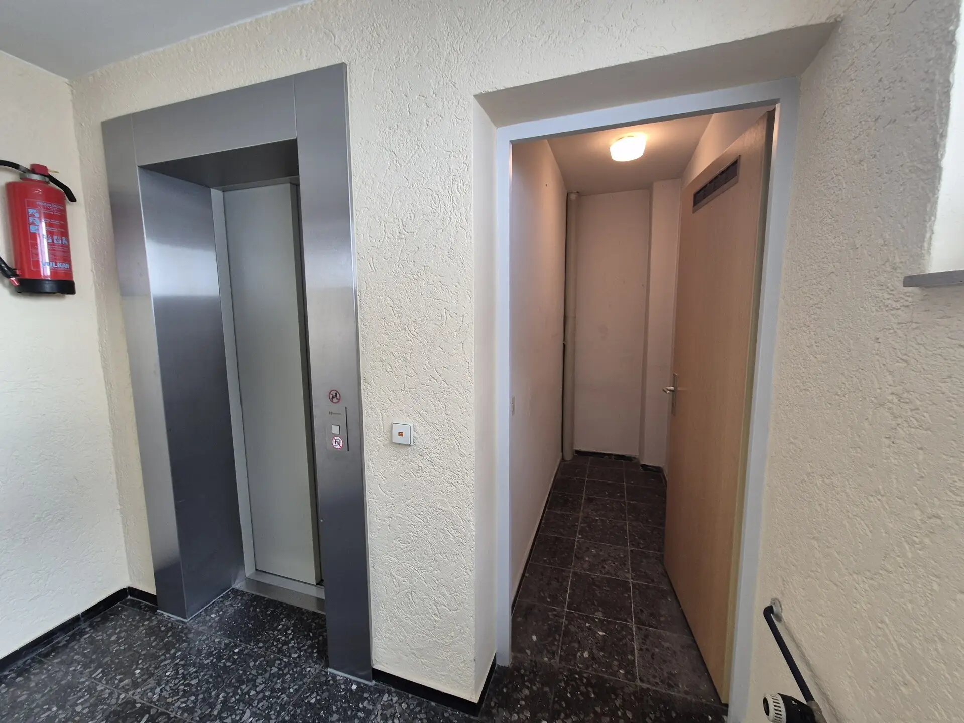 Eigene Abstellkammer im Treppenhaus