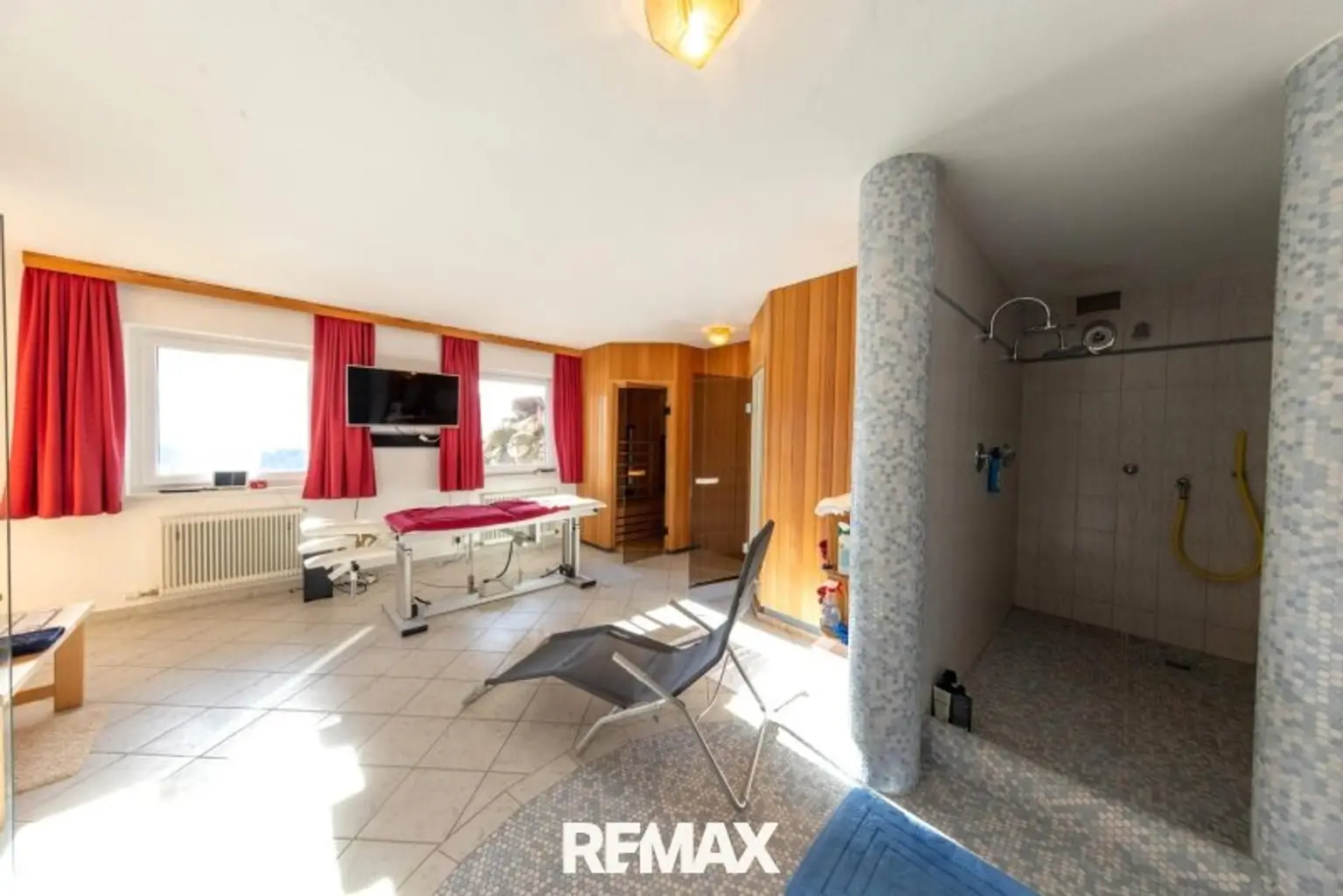 Saunabereich + Dusche