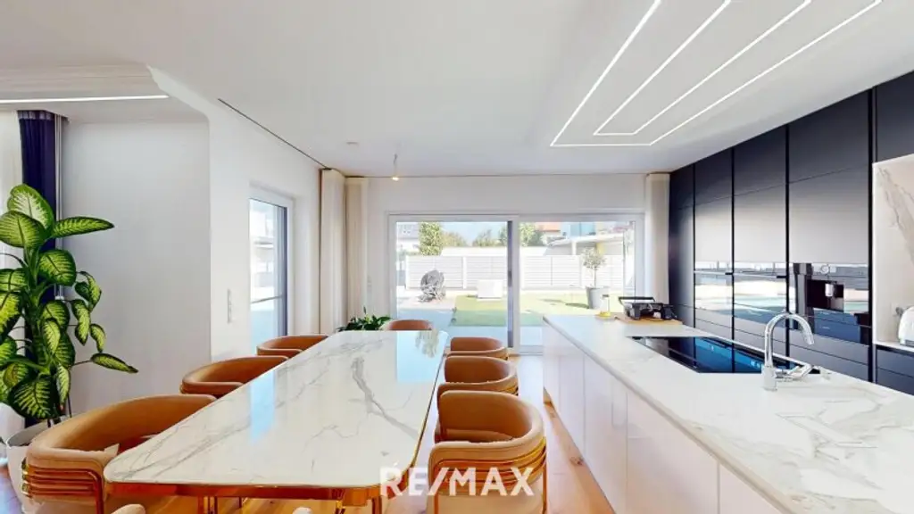 REPRÄSENTATIVE TRAUMVILLA IN BESTLAGE VON HIMBERG NÄHE WIEN & U1