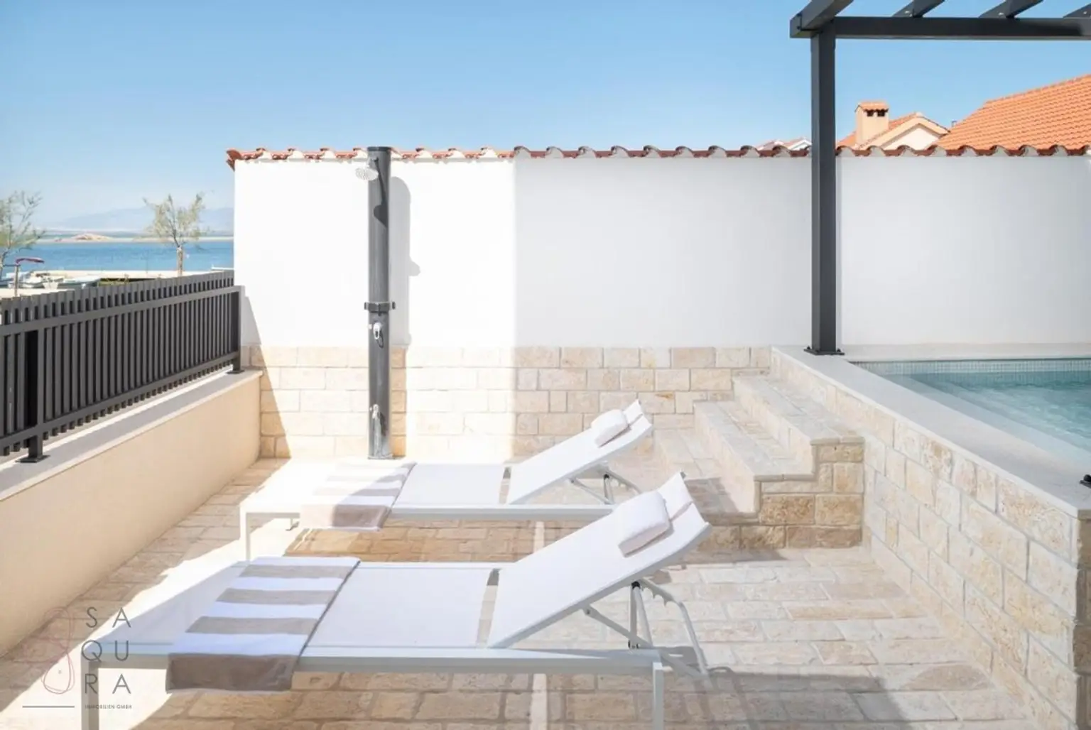 Prime Seafront Villa bei Zadar –Exklusivität am Meer mit Renditepotenzial