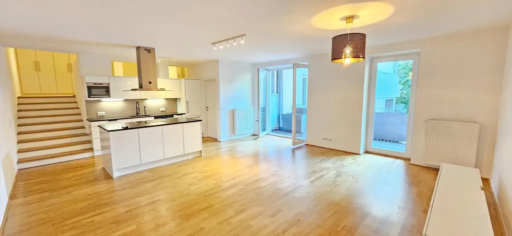 Wohnen im Herzen der Stadt – Großzügige Loggia, Küche inklusive! Top Lage nahe Linzer Landstraße
