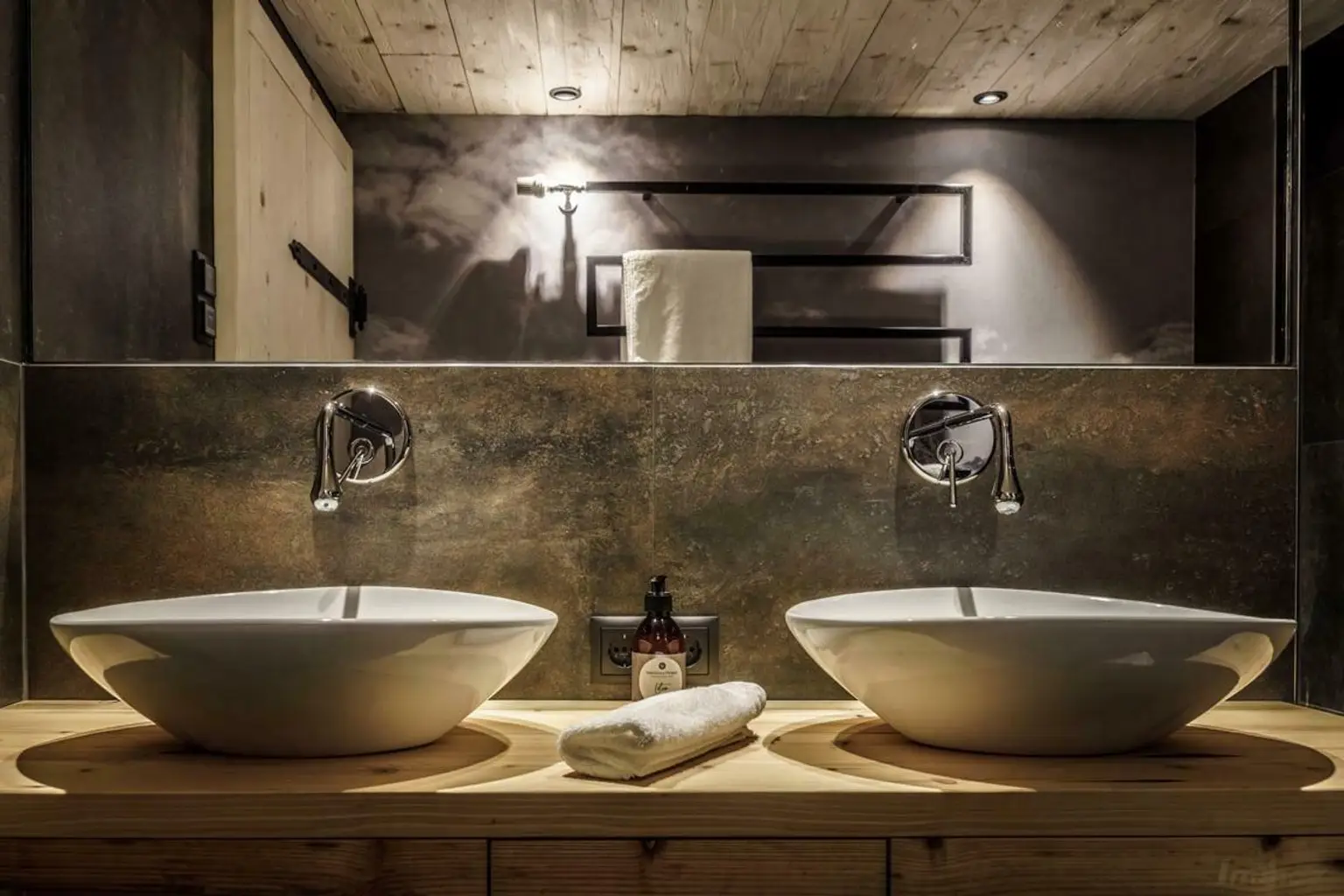 Montafon - Luxuschalet umgeben von einer traumhaften Bergkulisse | Montafon - luxury chalet surrounded by a dreamlike mountain scenery