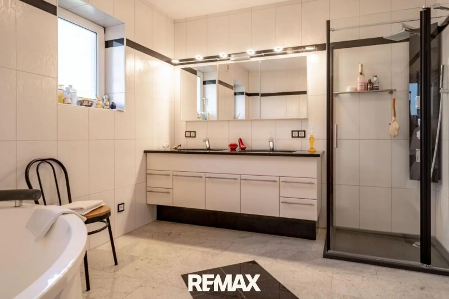 Badezimmer_EG