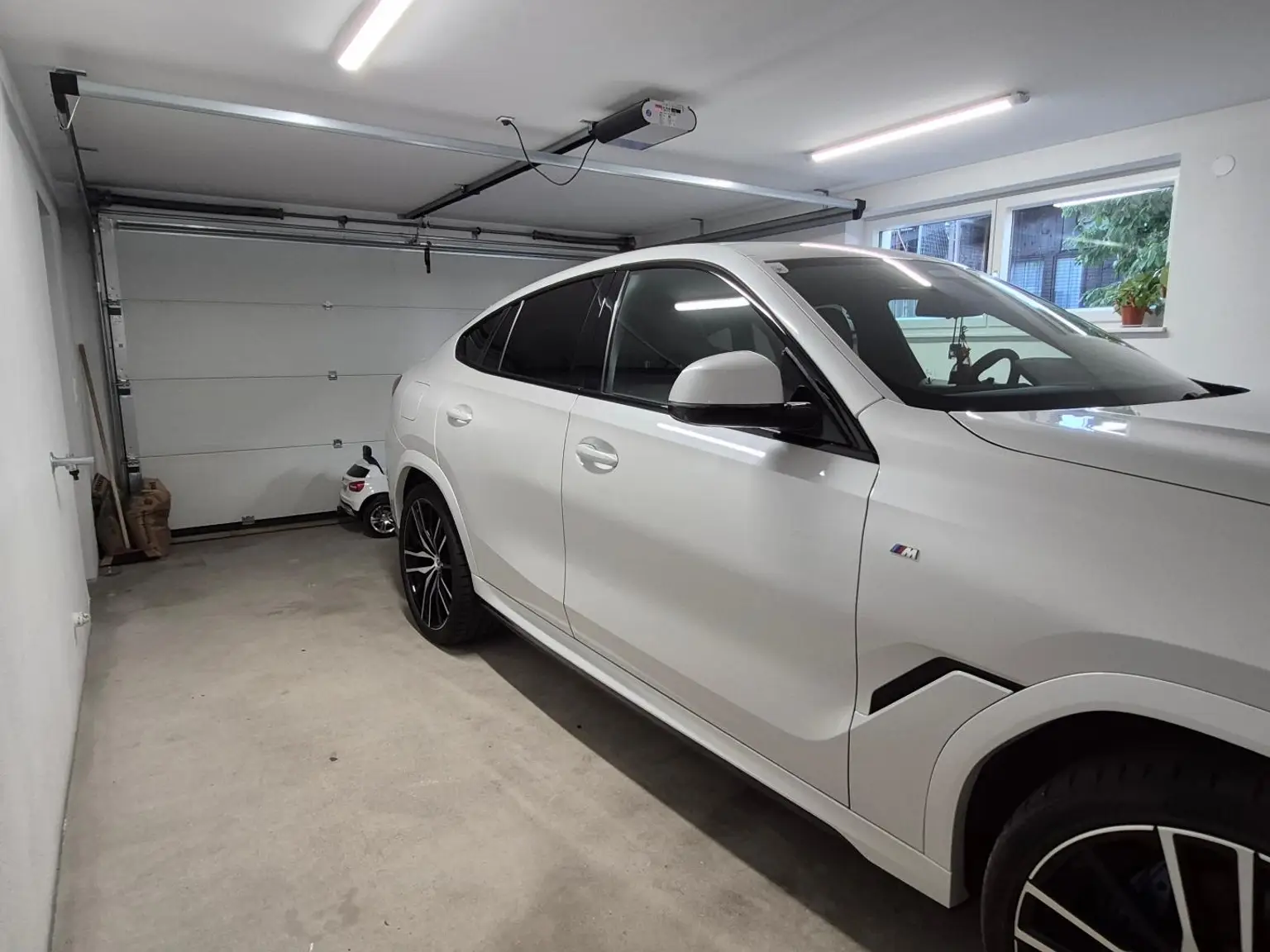 EG Garage (Durchgang zu Wohnbereich)