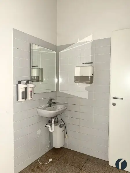 Waschbecken Toiletten