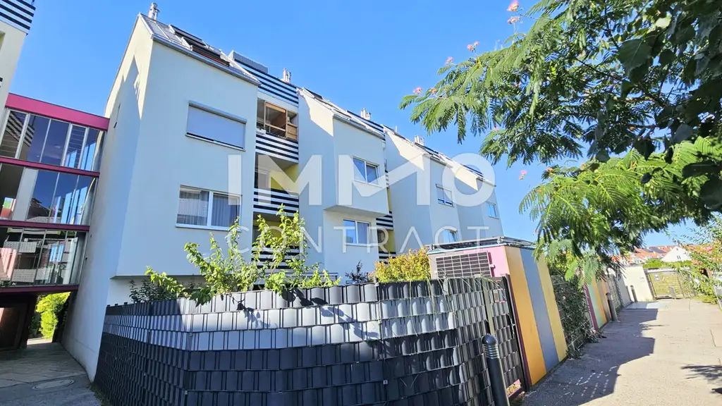 Jeden Tag Urlaubsfeeling: Exklusive 2-Zimmer-Wohnung mit großem Balkon & Seeblick