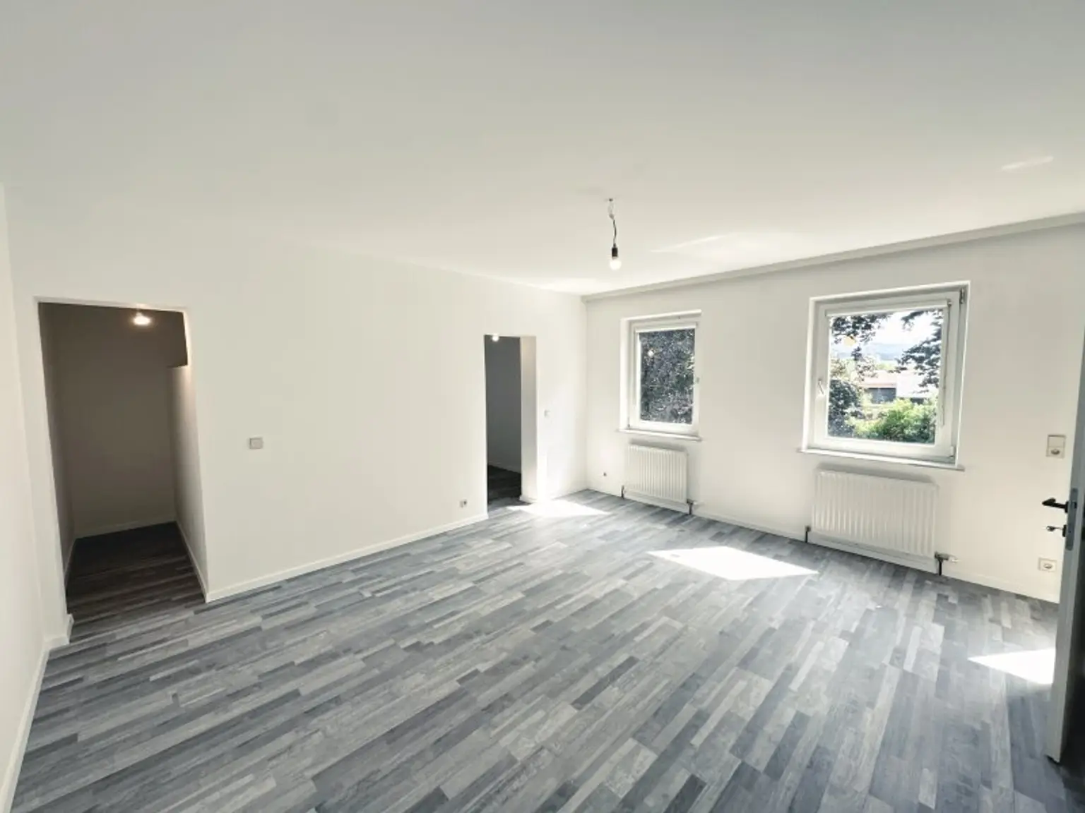 Charmantes Reihenhaus in ruhiger Innenstadtlage in Ternitz zu verkaufen! Ihr neues Zuhause oder hervorragendes Investment!