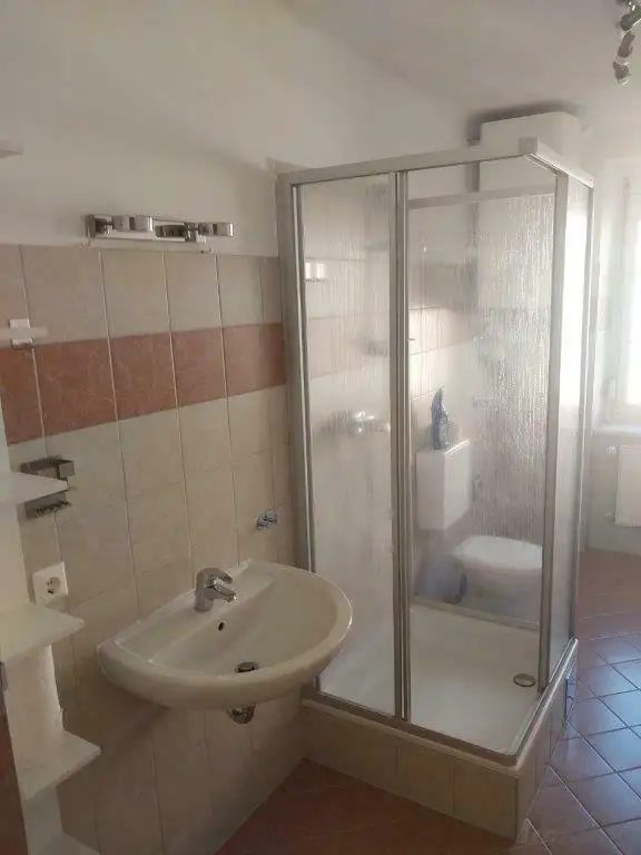 Provisionsfrei: perfekte  4er-WG-Wohnung im Herz-Jesu-Viertel - TU-Nähe
