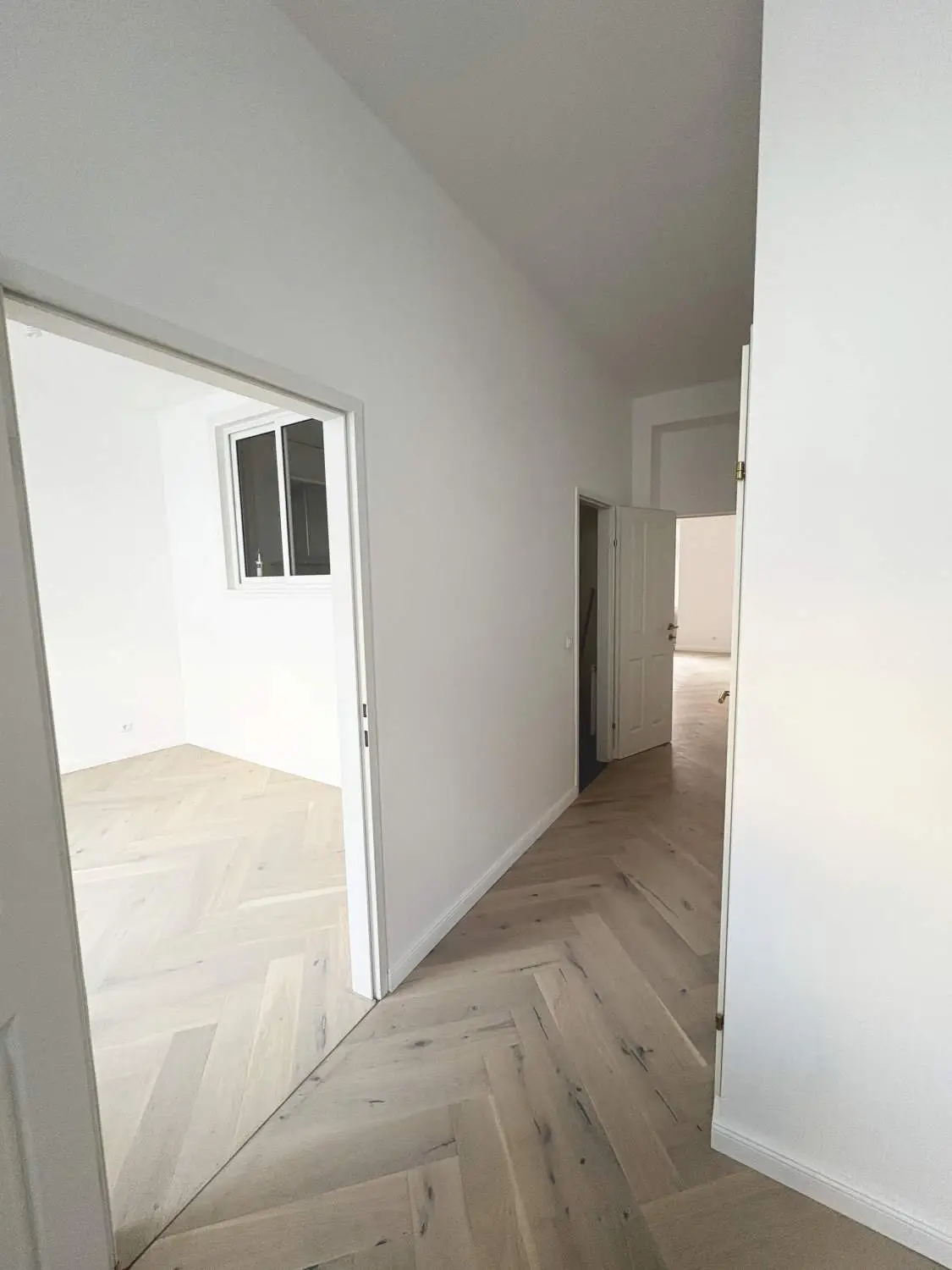 Teilsanierte 3 Zimmer Wohnung in Top Lage - 
Nahe altes AKH und Rathaus