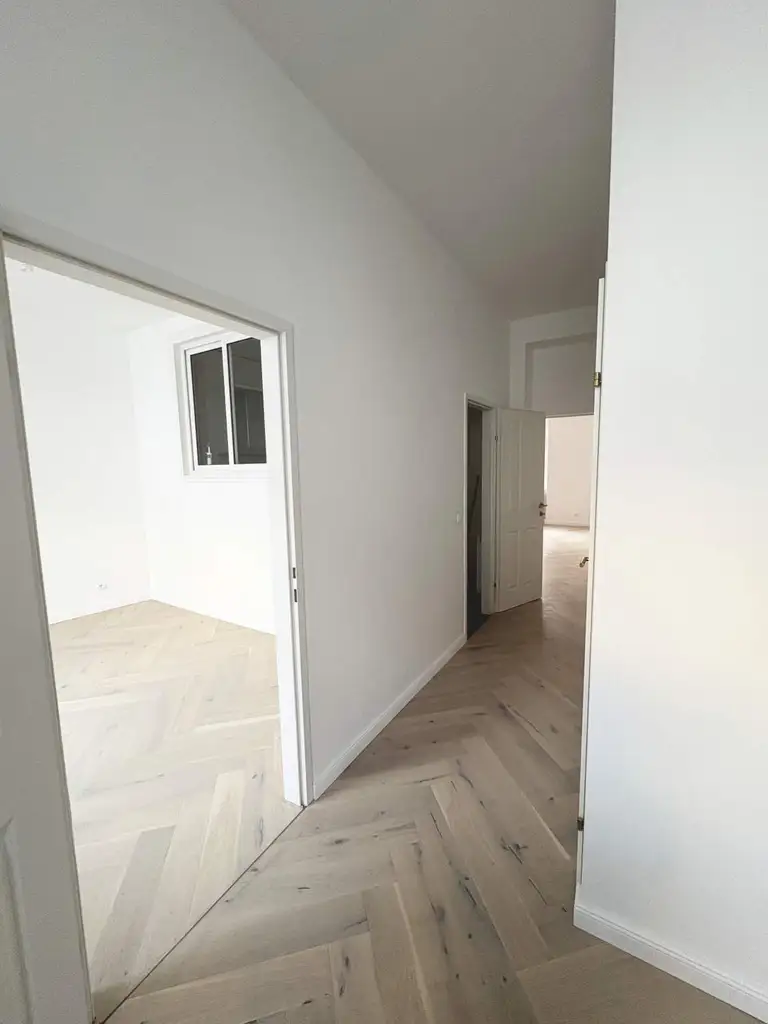 Teilsanierte 3 Zimmer Wohnung in Top Lage - 
Nahe altes AKH und Rathaus