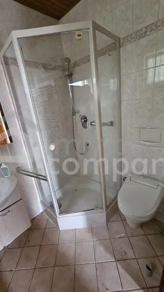 Renovierungsbedürftiges Haus mit Grünblick in Trautmannsdorf/Leitha zu verkaufen!