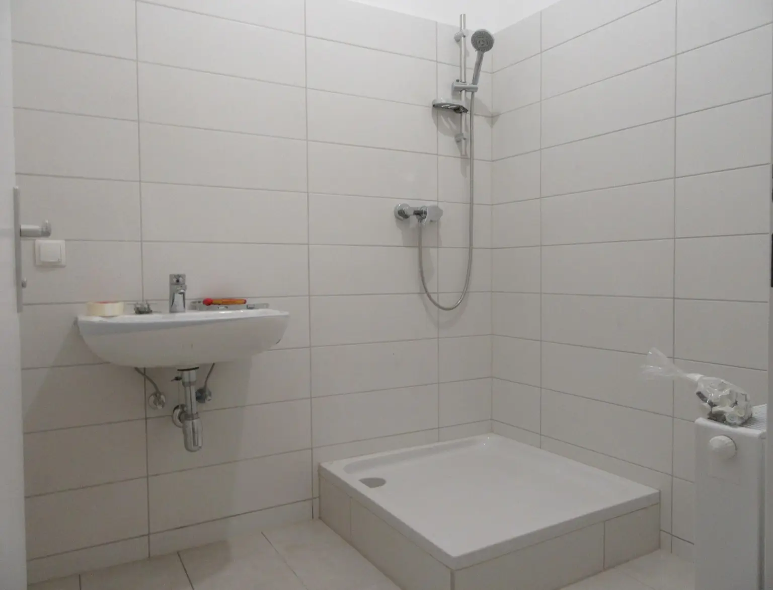 NÄHE LEOPOLDAUER PLATZ – NEU RENOVIERTES 2-ZIMMER APARTMENT MIT BALKON