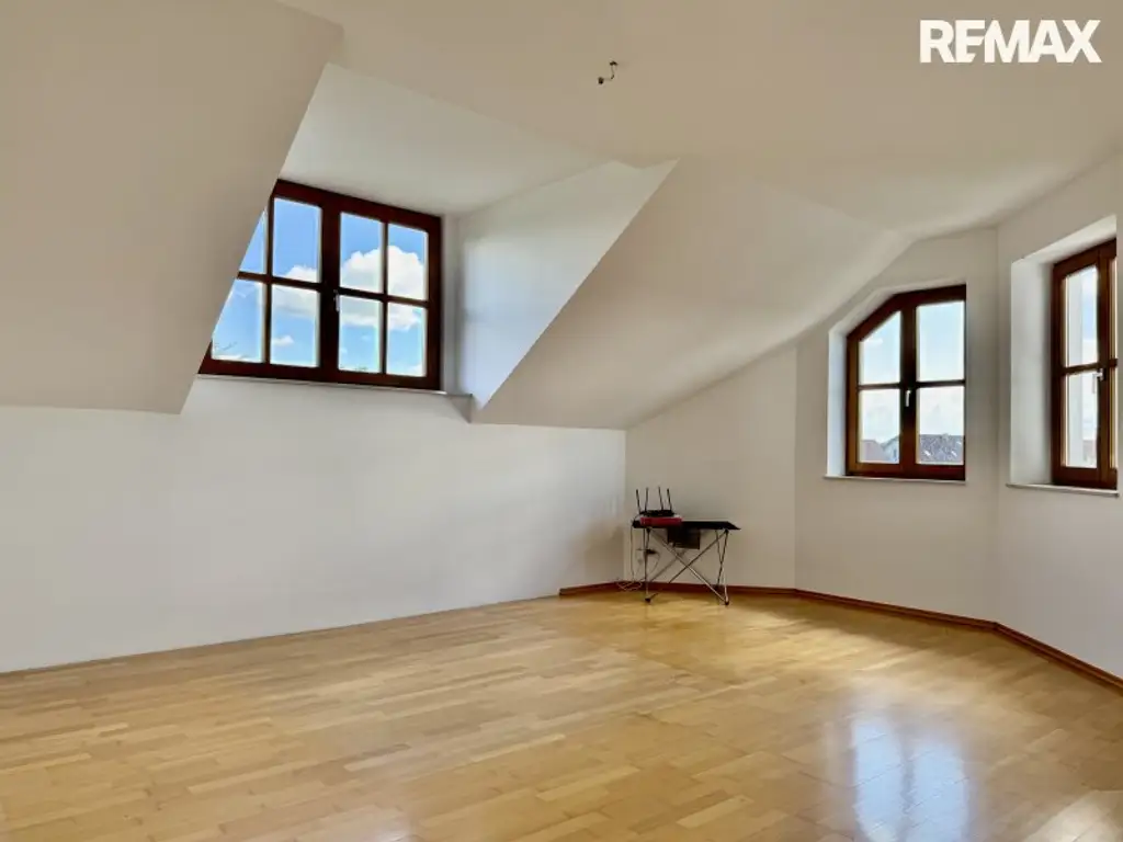 Seenahe Lage mit Badeplatz – Einfamilienhaus am Schloßsee (2. Reihe) inkl. Seezugang, ca. 125 m² Wfl.