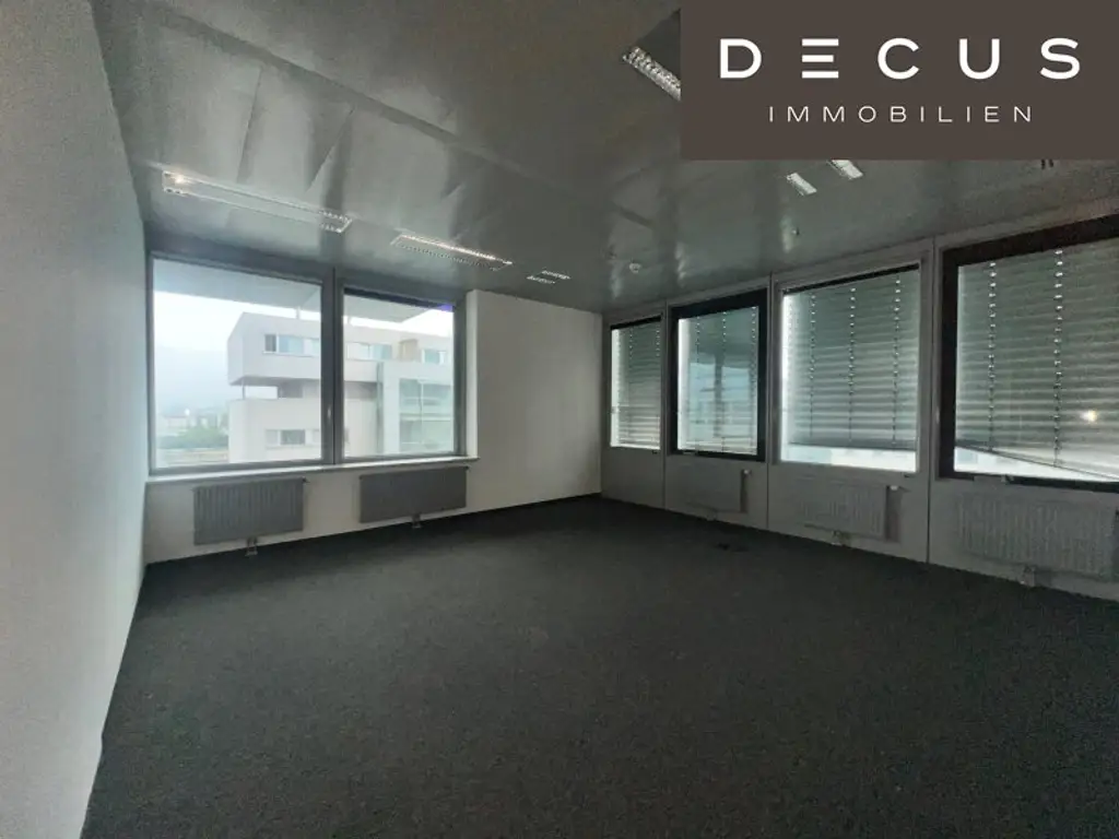 + + + ARES TOWER + + +  BÜROS MIT WEITBLICK + + +  DONAU CITY + + +