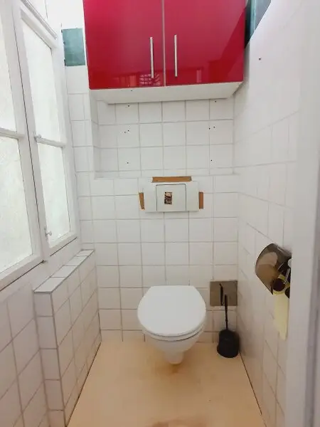 Sonnige Kleinwohnung mit schönem Fernblick im 4. Liftstock
