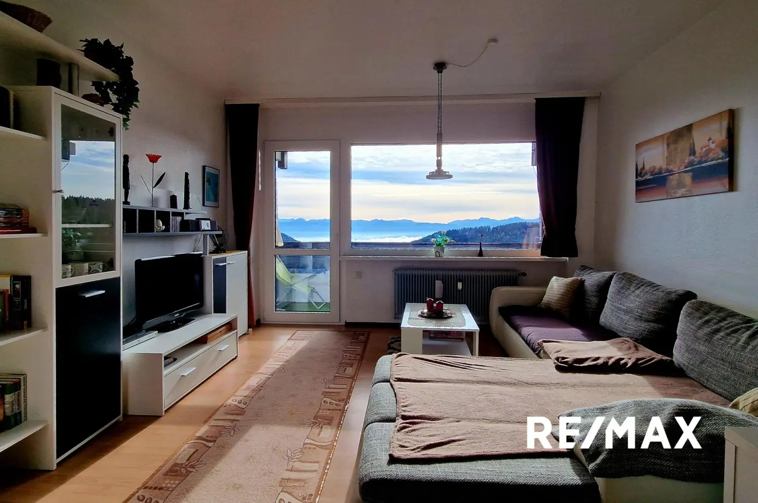 Wohnzimmer mit Bergblick - 2