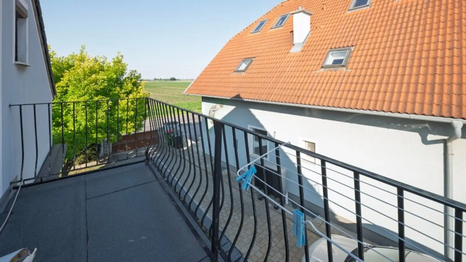 Kapitalanlage mit Potential – 2 Häuser auf Eckgrundstück mit rund 938 m² Grundstücksfläche!