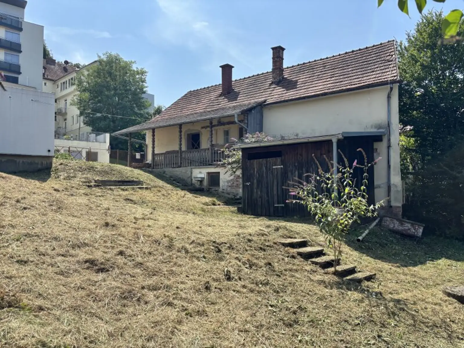 = PREISKNALLER =  Güssing !! Renovierungsobjekt in Zentrumslage mit ca. 430 m2 Eigengrund !!!