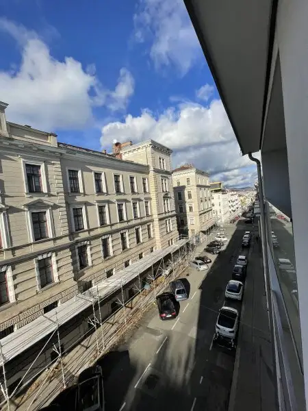 2 Zimmer Dachgeschoss-Wohnung  zu kaufen!!