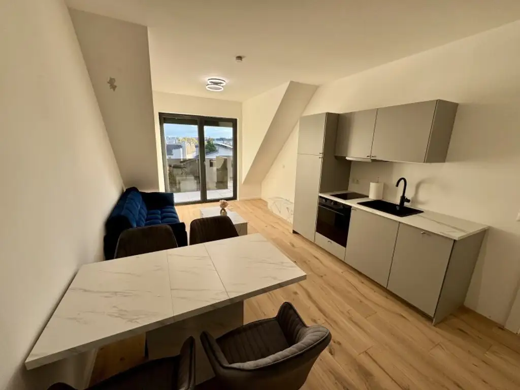 Monthly Rental! Luxury Living! Penthouse! Skyline+Kahlenberg View! Terrasse! Garage!