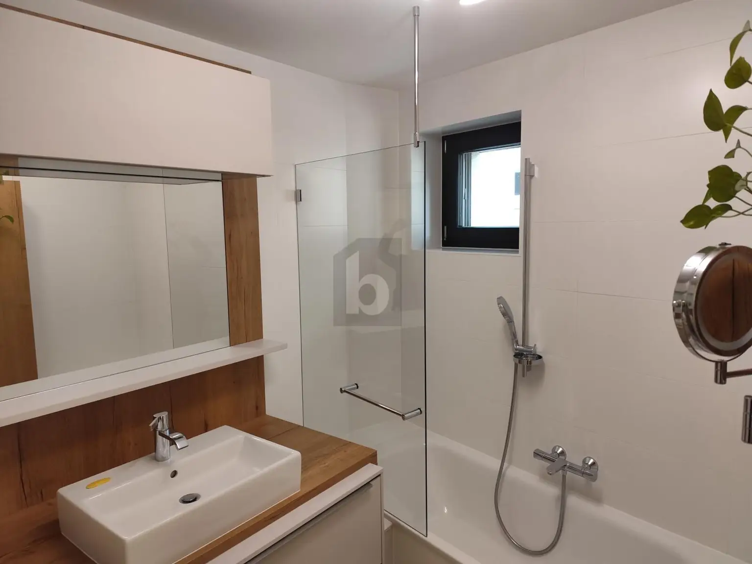 RUHIGE CITYWOHNUNG MIT HERRLICHER AUSSICHT