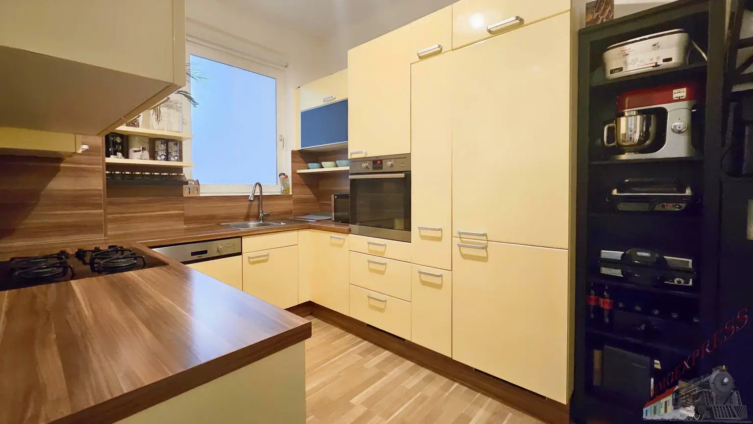 Charmante 4-Zimmer-Altbauwohnung mit modernem Flair in der Karmarschgasse – 83 m²