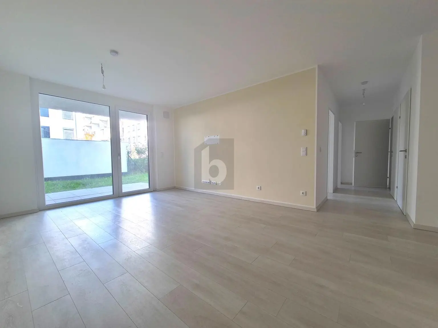 GRÜNE STADTOASE - EXKLUSIVES WOHNERLEBNIS MIT EIGENEM GARTEN