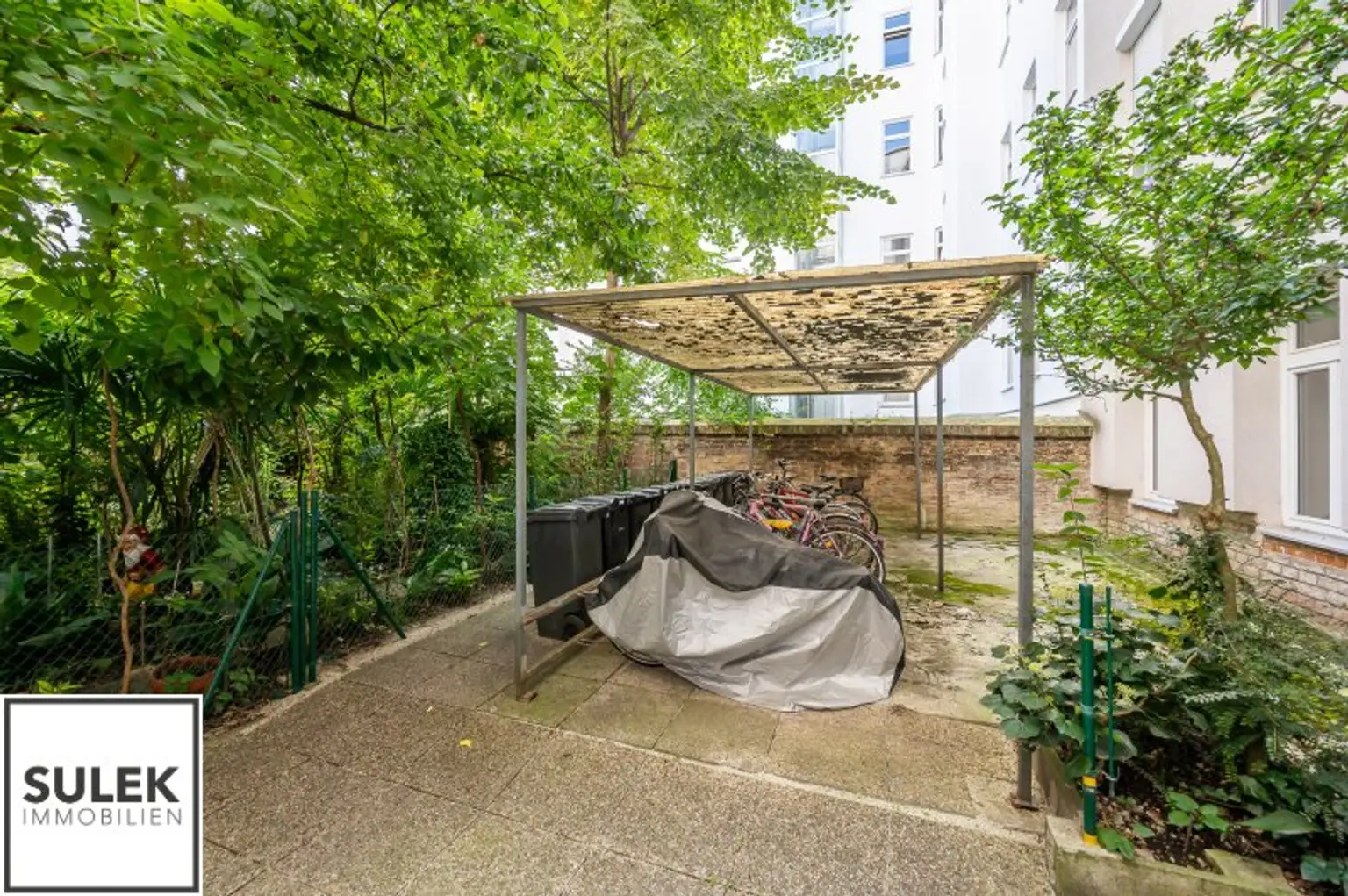 3 Zimmer-Dachgeschosswohnung mit Terrasse am Währinger Gürtel, nahe U6!