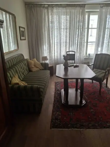 Naschmarktnähe - toller Altbau - viel Potenzial