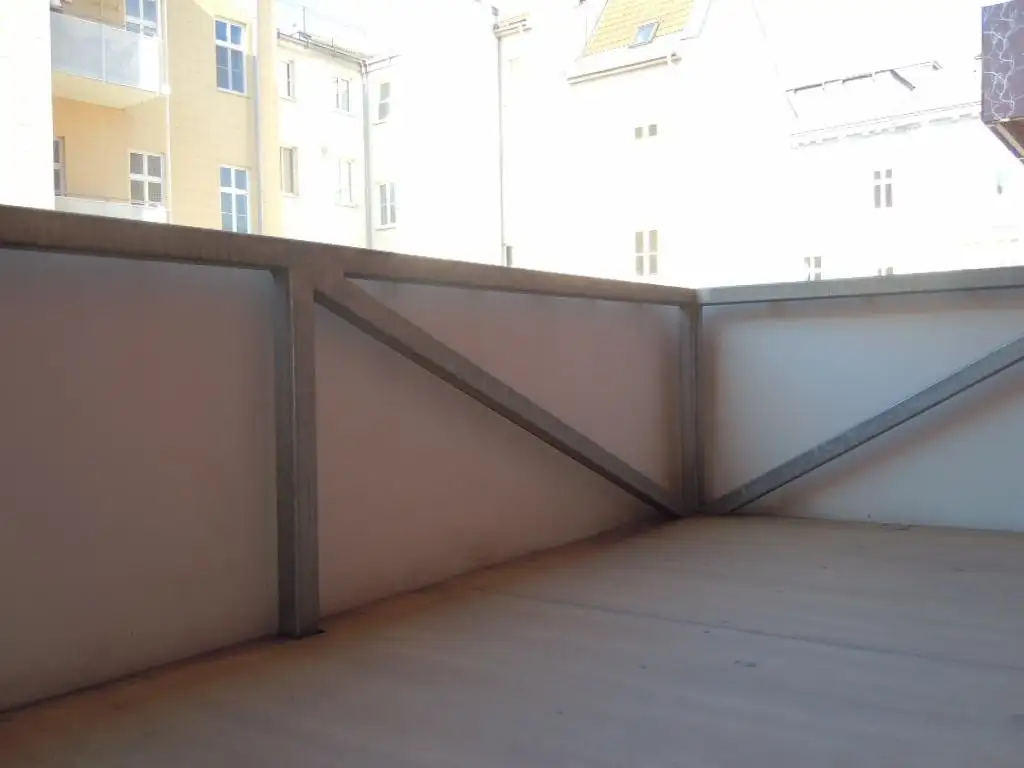 Helle 2-Zimmer-Wohnung mit Balkon - verfügbar ab Dezember 2025