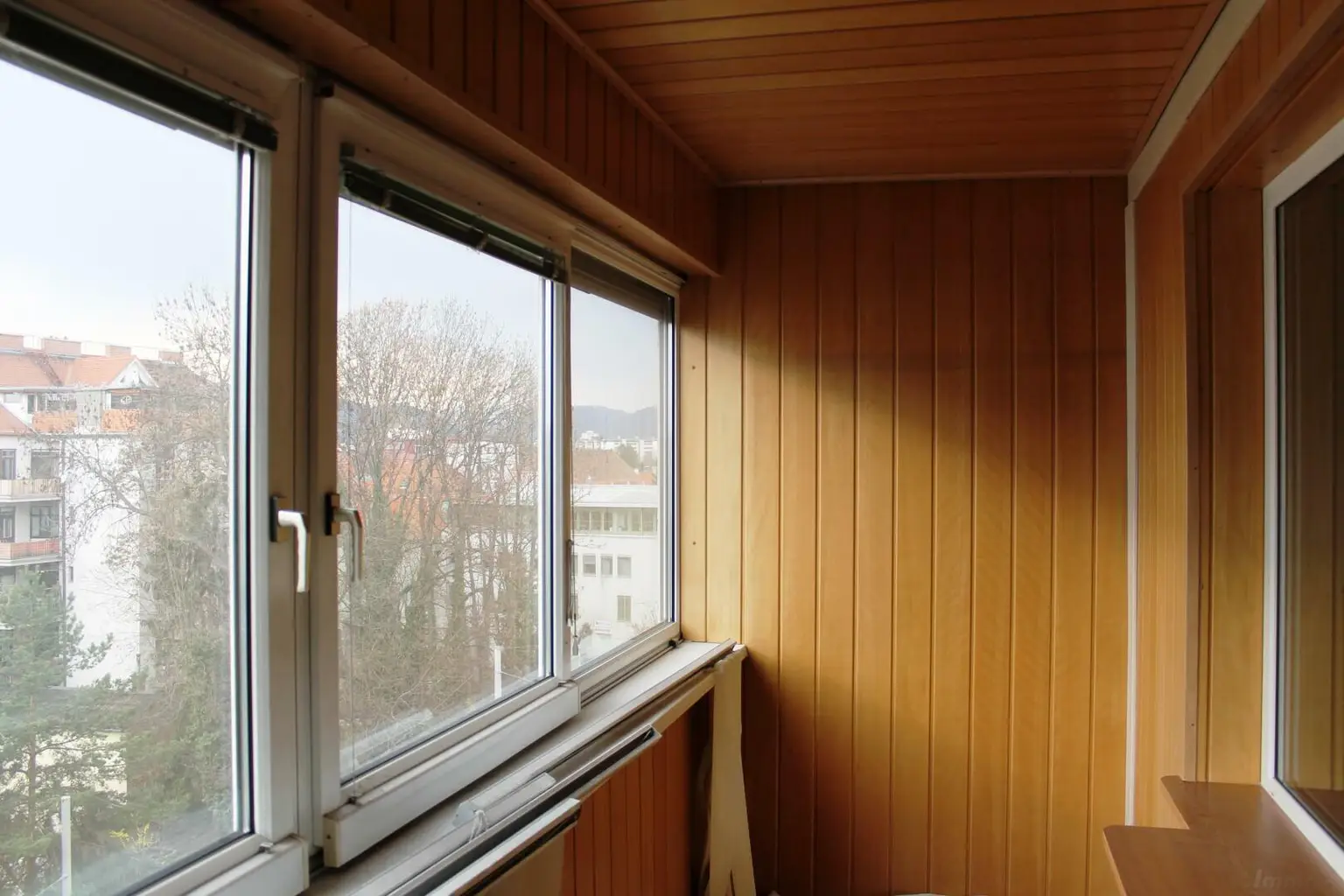 Geidorf: Großzügige 4 Zimmer-Mietwohnung, verglaste Loggia, WEG geeignet.
