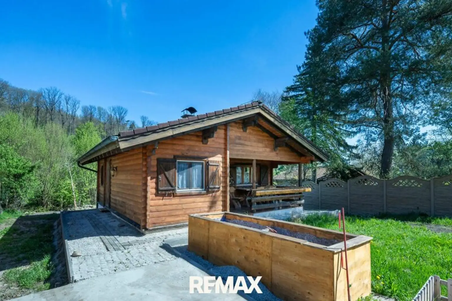 gemütliches Holzhaus