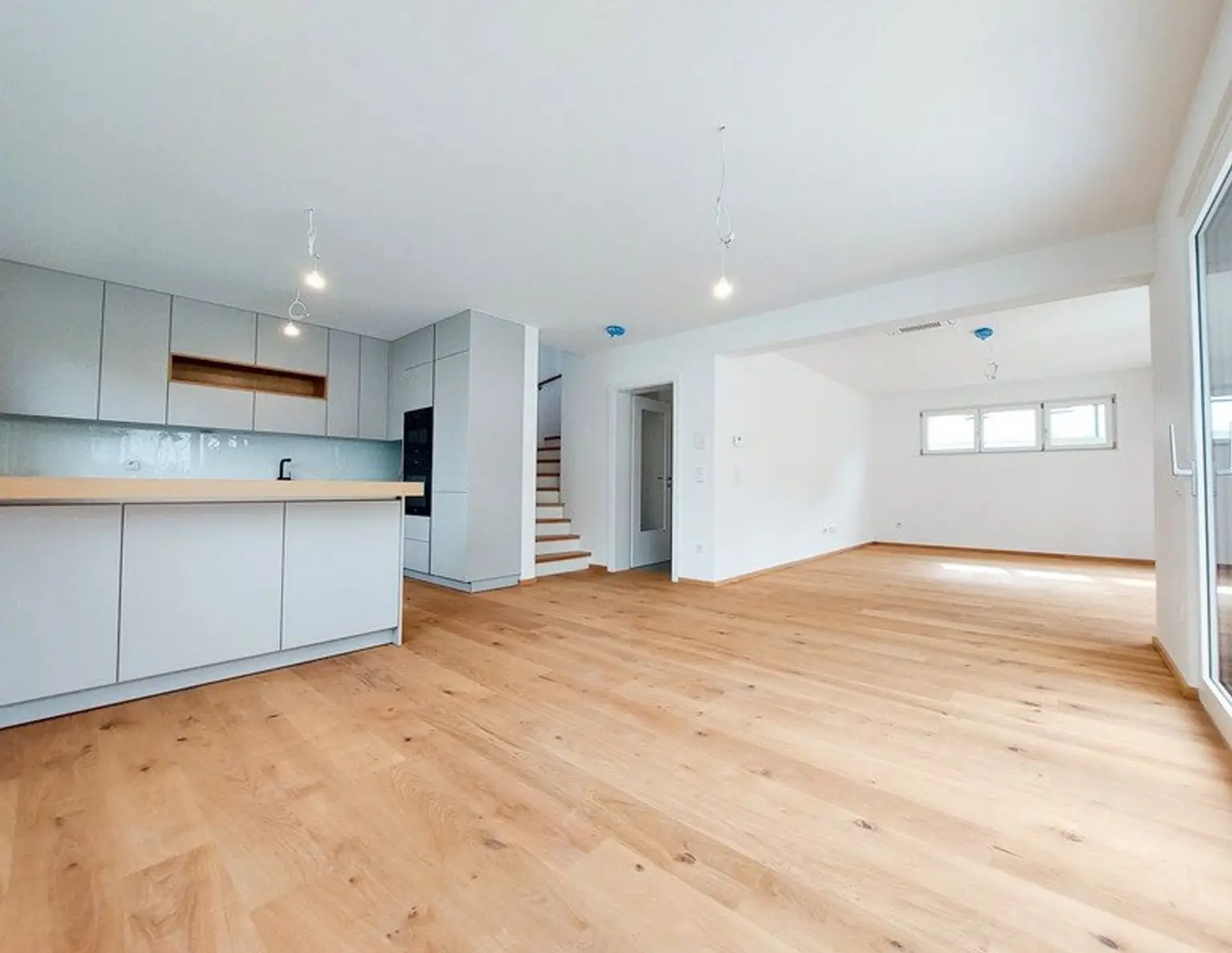 ERSTBEZUG nahe SCHILLERWASSER - EINFAMILIENHAUS MIT 4 SCHLAFZIMMERN mit GARAGE und GROSSEM GARTEN