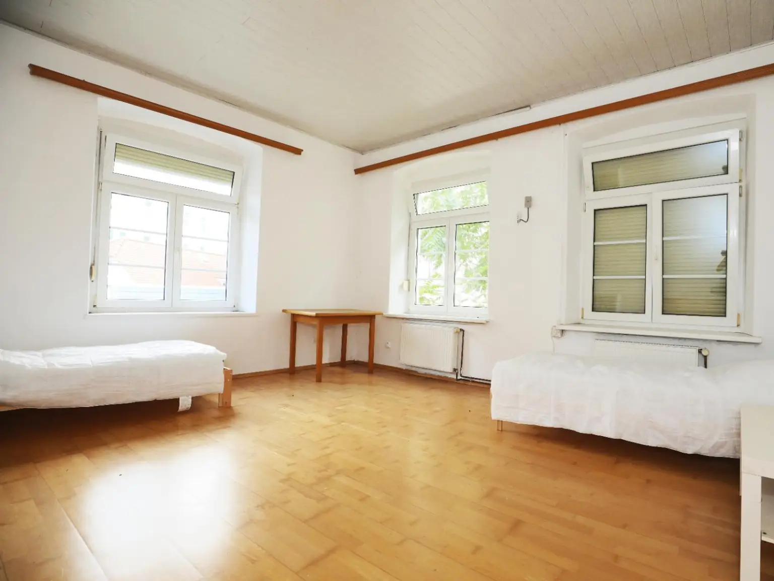 Renovierungsbedürftiges ZInshaus mit aureichend Parkplätzen im Trendbezirk Graz/Lend