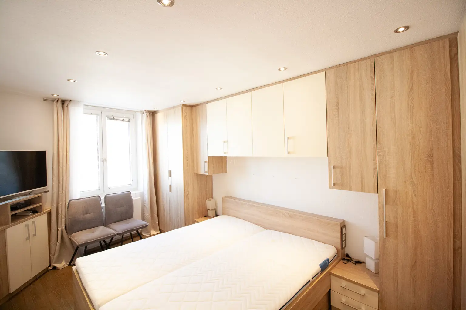 Schlafzimmer 2