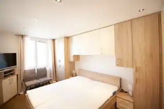 Schlafzimmer 2
