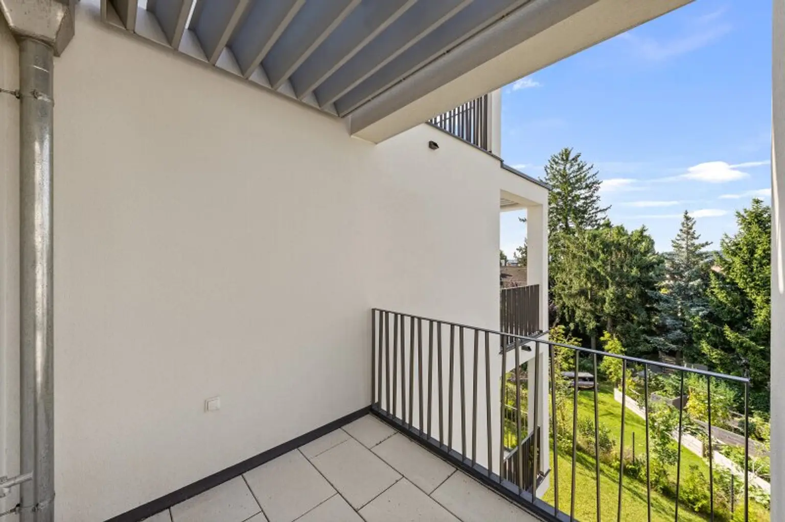 floé 225 - ruhige 3-Zimmer-Wohnung mit Südbalkon und Ausblick