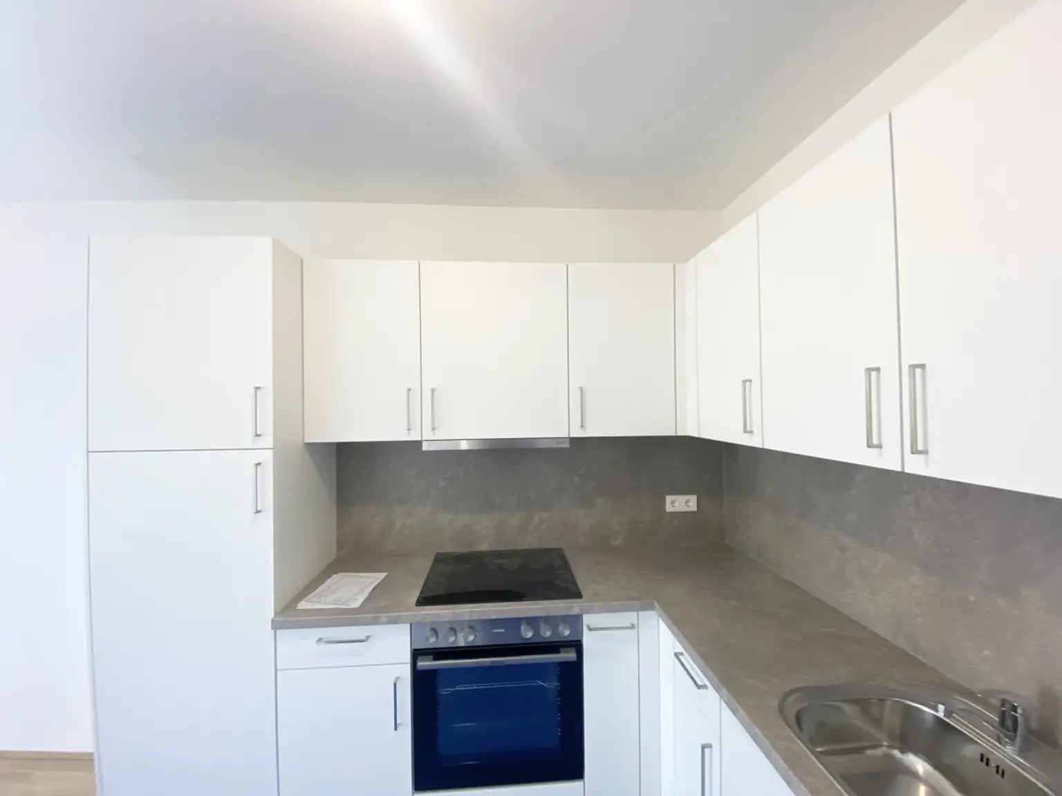 = DAS LAURENZ = Townhouse - 4 Zimmer Gartenwohnung +  2 Bäder - ERSTBEZUG 3 bedroom apartment+garden